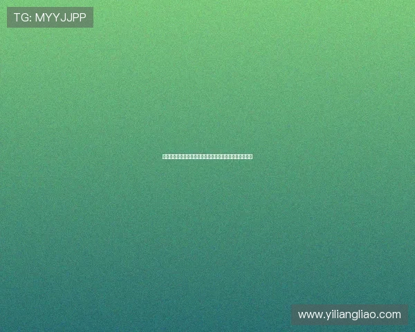 沙特球迷深夜守候乌拉圭比赛现场感受世界杯激烈竞争氛围 沙特球迷深夜守候乌拉圭比赛现场感受世界杯激烈竞争氛围